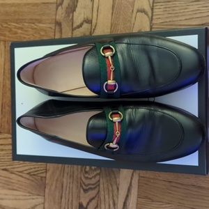 Gucci Loafer with web
